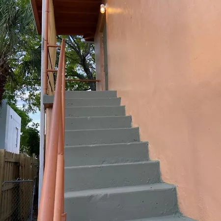 Mermaid'S Lighthouse West Palm Beach Exterior photo